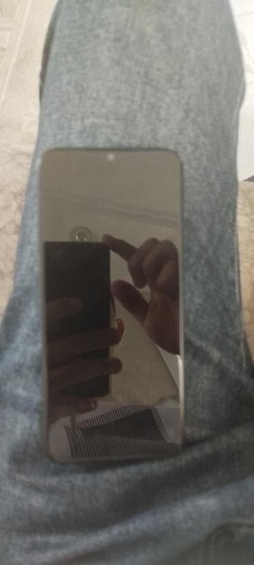 iphone xr 2: Itel smartfon Xüsusiyyətlər: - Rəng: tünd boz/qartal qara mat arxa — 2