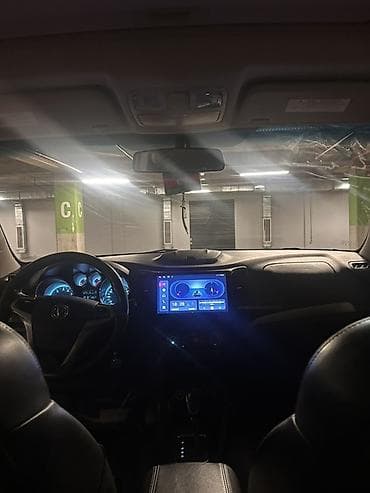 changan q5: Changan CS35, qırmızı rəngli kompakt krossover Xüsusiyyətlər: - Geniş — 9