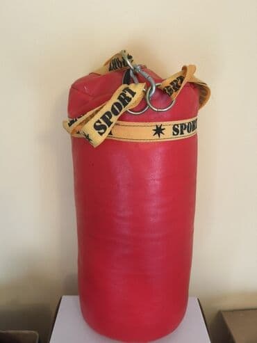 adam boks torbası: Qırmızı boks/üzlük torbası - Rəng: qırmızı - Material: yumşaq süni — 2