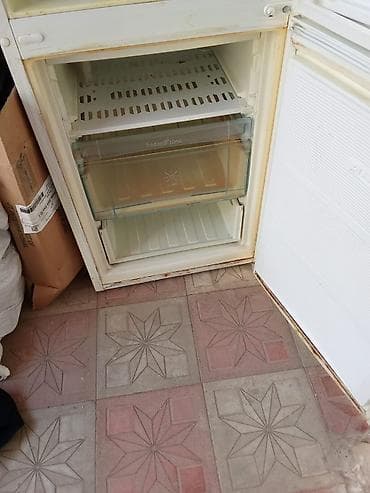 2 qapılı Swizer Soyuducu Satılır, rəng - Ağ