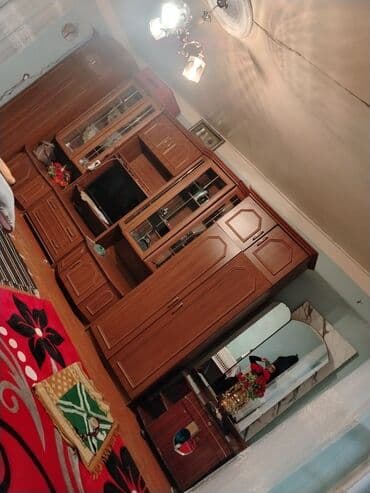 Mebel dəsti – qonaq otağı üçün modul divar və güzgülü konsol -