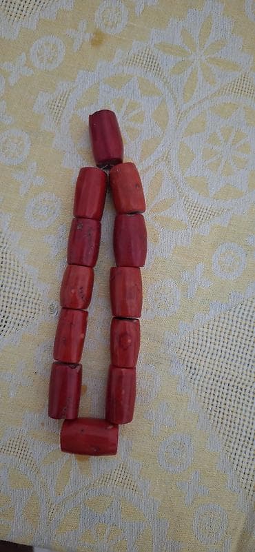 Qırmızı mərcan boncuk dəsti - Material: təbii qırmızı mərcan