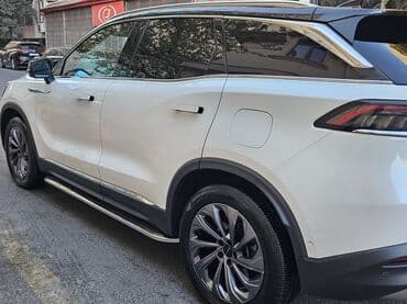 bmw 2 серия m240i xdrive: BAIC X7 – 5 nəfərlik şəhər/krossover SUV Xüsusiyyətlər: - Korpusu: ağ — 5