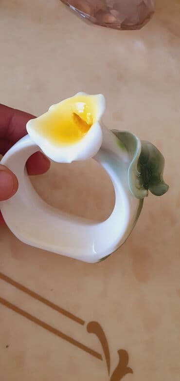 pon pon yumurtası: Salfetka ucun. Farfordur. 6 eded 120m — 4