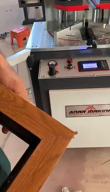 cnc aparat: PVC/alüminium profil qaynaq maşını – Anar Makina - İki başlı künc — 5