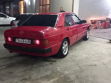 Mercedes-Benz 190: 0.2 l | 1990 il Sedan — 5
