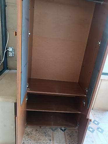 giris qapi: İşlənmiş, 2 qapılı, Güzgülü, Qəhvəyi, Taxta, Açılan, Düz dolab — 2