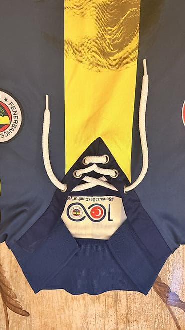 guleş triko: Fenerbahce forma tam yeni 100 yillik formasi — 3