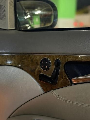 07 disk: Mercedes-Benz E 320: 3.2 l | Sedan — 10