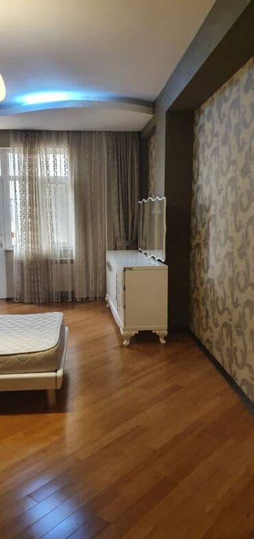 8 mikrorayon: Nərimanov metrosunun yaxınlığında şuşa icra hakimiyyətinə yaxin — 16