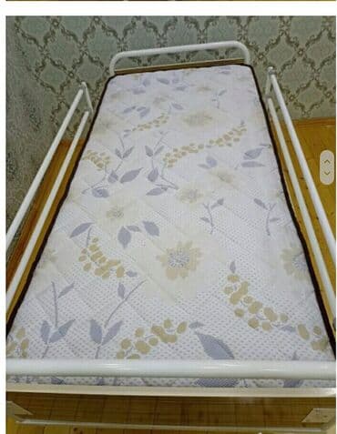 tek carpayılar: Tibbi/əlaqədar xəstəxana çarpayısı – tək nəfərlik, metal karkaslı — 3