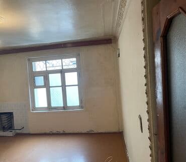 Продажа квартир: 5mertebeli binanin 1ci mertebesidir Vasiteci deyilem Qaz,isiq su — 2