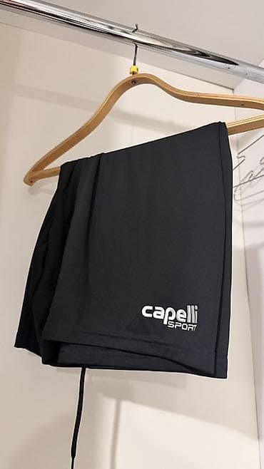 Capelli Sport idman şortu - Rəng: qara - Brend loqosu: “capelli lalafo.az -da Capelli Sport idman şortu - Rəng: qara - Brend loqosu: “capelli