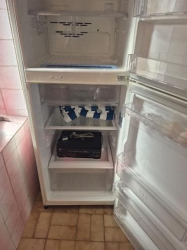dərin dondurcu: LG iki qapılı soyuducu (üstdə dondurucu) - Brend: LG - Korpus rəngi — 2