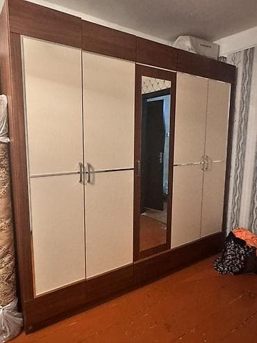 gencede qapi: 6 qapı, Güzgülü, Qəhvəyi, Açılan, Düz dolab — 1