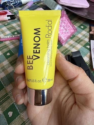 üz çistkası: Rodial Bee Venom Cleansing Balm – 20 ml (0.67 US fl. oz.) - Məhsul — 1
