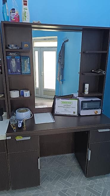 Bərbər/qəssabxana üçün iş masasının dəsti - Material: tünd ağac