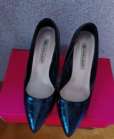 yaşıl qadın ayaqqabıları: Qadın dəbli tufli – Bifriss - Rəng: qara - Model: klassik, sivri — 2