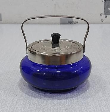 konfet qabi: Qənd qabı Sovet istehsalı Kobalt mavi rəngli şüşə qab – metal qapaqlı — 2