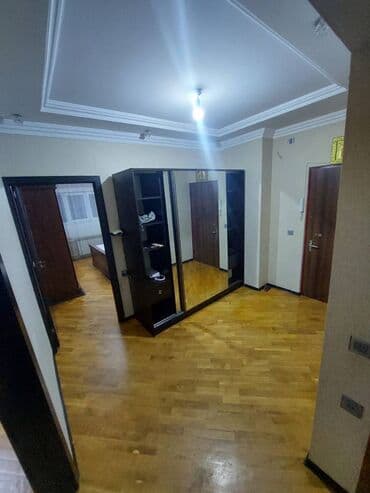 berdede kiraye evler 2025: Binəqədi rayonu,Heydər Məscidinin yanında,9 mərtəbənin,8-ci — 6