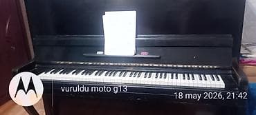 ucuz gitara: Piano – qara rəngdə korpus, klassik dizayn. MODELİ ,Kuban" Texniki — 6