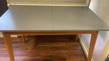 oturaca: Boz üst səthli, taxta ayaqlı yemək/iş masası - Dizayn: Minimalist — 3