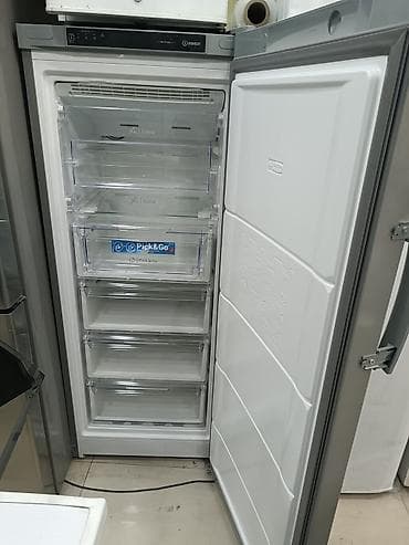 Aspiratorlar: 1 qapılı Indesit Soyuducu Satılır, rəng - Gümüşü — 2