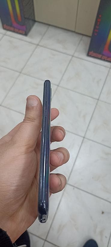 honor x8b 256: Samsung Galaxy A40, 64 GB, rəng - Qara, Barmaq izi — 4