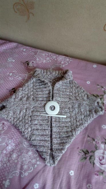 альпака кардиган бишкек: Toxunma kardiqan (tezedir). Qiymet-10azn. Вязаный кардиган (новый) — 3