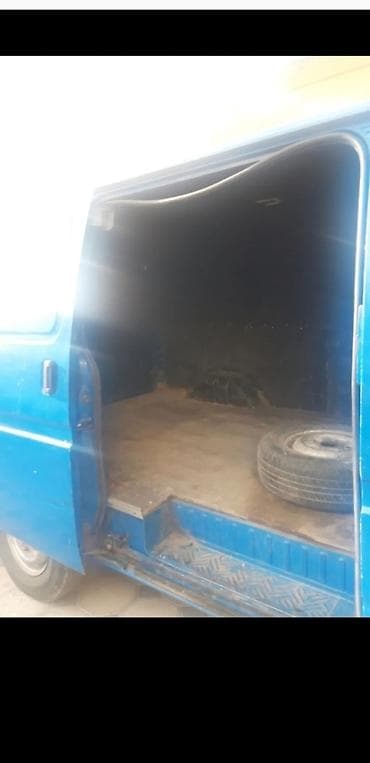 ucuz ford transit: Ford Transit yük mikroavtobusu - Korpus: qapalı furqon, aşağı tavan — 5