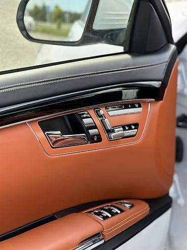 byd diskleri: Mercedes-Benz W222: 6.3 l | 2008 il Sedan — 10