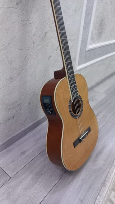 gitara çantası: Klassik gitara, Yeni — 2