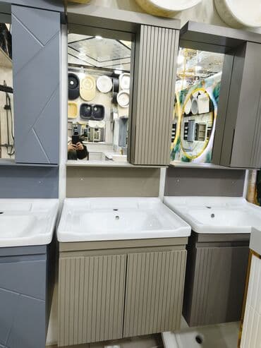 mebel arasi kafel: Müasir hamam mebeli dəsti – lavabolu tumba və yuxarı hissədə güzgülü — 3