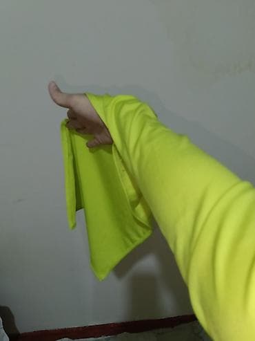 yay donu: Parlaq neon-sarı rəngdə uzun don - Model: A-kəsimli, tam ətəkli — 4