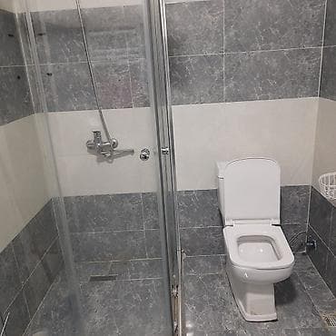 Гаражи: Kirayə verilən Mənzildə yataq otağı, qonaq otağı, mətbəx və vanna — 2