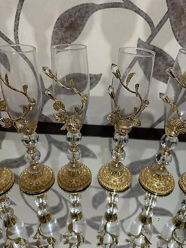 Qrafin dəsti.
Ela veziyyetde — 2