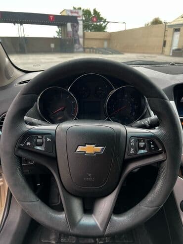 ford fusion necə maşındır: Chevrolet Cruze: 1.4 l | 2015 il 289000 km Sedan — 11