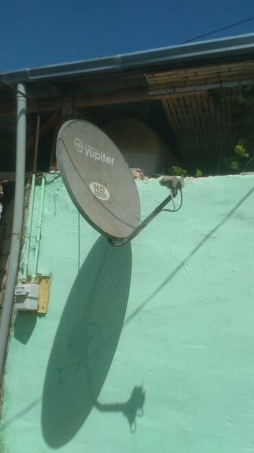 yupiter biss key: Yupiter firmasının HD keyfiyyətli peyk antenası. Televiziya yayımını — 3