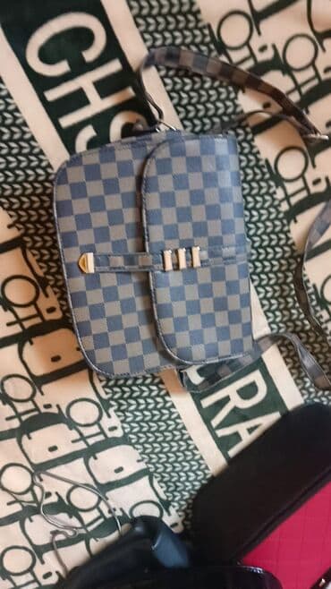 Çantalar: Çiyin çantası, Louis Vuitton — 3