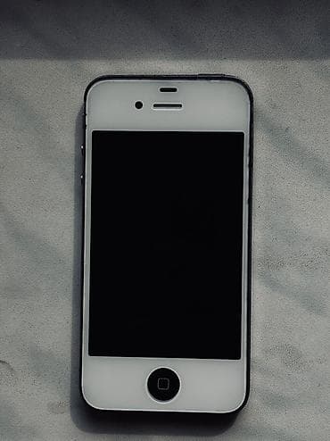 IPhone 4S, 16 GB, Qara