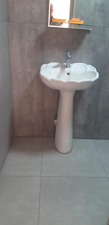 1 комната аренда: Kirayə yerleşme yiri 166 mektebin yani lokbatan. Gozel teze mebel — 7