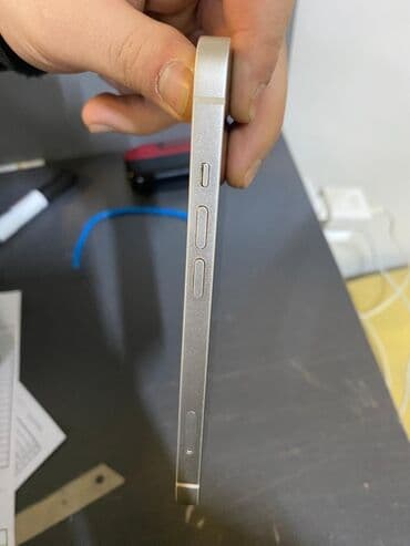 Аудиотехника: IPhone 13, Белый, Face ID — 3