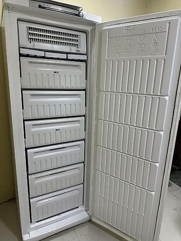 1 qapılı Indesit Soyuducu Satılır, rəng - Ağ