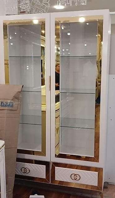 boydan guzgu: Qonaq otağı üçün, İşlənmiş, Açılan, Kvadrat masa, 8 stul — 5