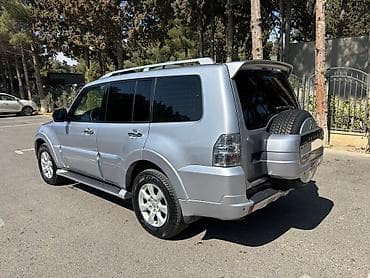 camaro sekilleri: Mitsubishi Pajero: 3.5 l | 2011 il 236000 km Ofrouder/SUV — 3