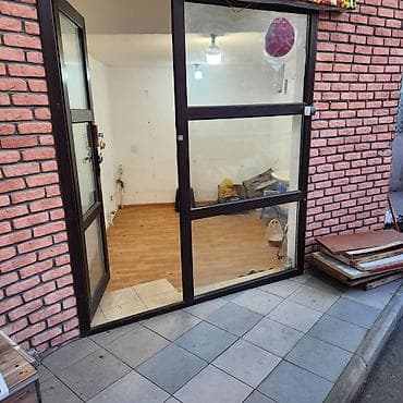 Kiçik ticarət sahəsi – vitrinli küçə səviyyəsində obyekt - Şüşə ön at lalafo.az Kiçik ticarət sahəsi – vitrinli küçə səviyyəsində obyekt - Şüşə ön