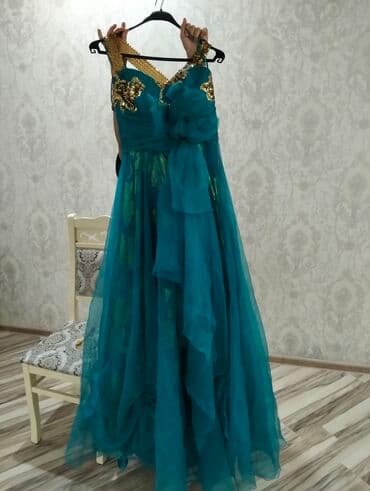 ziyafət tulum: Ziyafət donu, Maksi, S — 1