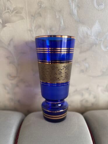 Bir vaza, Bogem şüşəsi