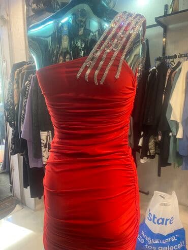 toy donlari 2022: Tikdirilmiş təzə don, geyilməyib,arıg gıza uyğundur, ölçü XS-S(34-36) — 2