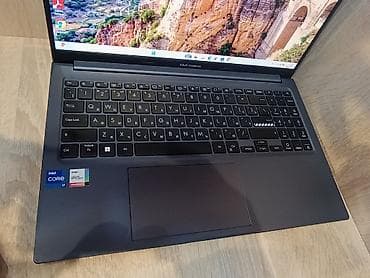 Asus VivoBook X1503ZA — 7